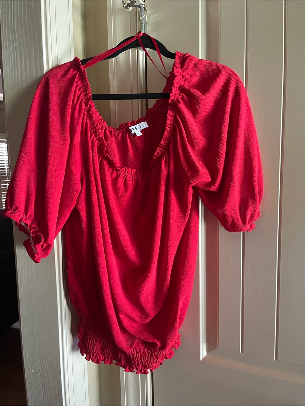 Red Puff-Sleeve Peasant Top - Unknown Brand